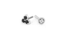 Piercing TRINITY  mit ONYX 2 mm