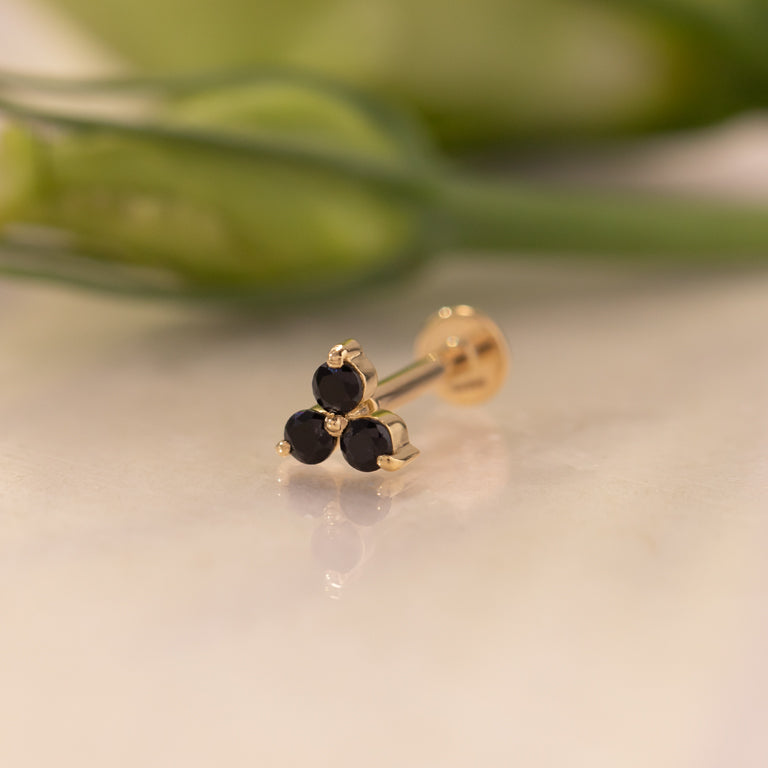 Piercing TRINITY  mit ONYX 2 mm