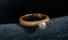 Ring ASTRID 3.5 mm matt mit Perle