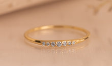 Ring EMILIA mit Diamanten 9 Karat Gold