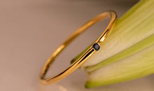 Ring HEDWIG mit Saphir 1.5 mm