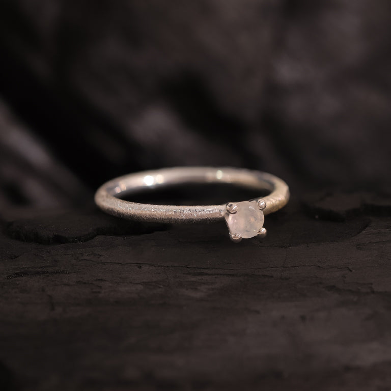 Ring MOONEL mit Mondstein