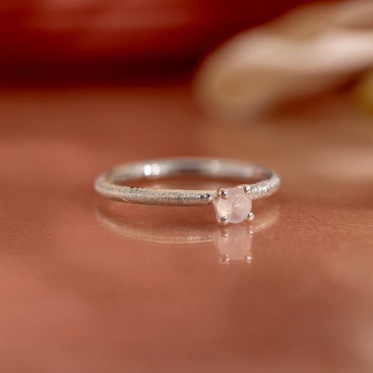 Ring MOONEL mit Mondstein