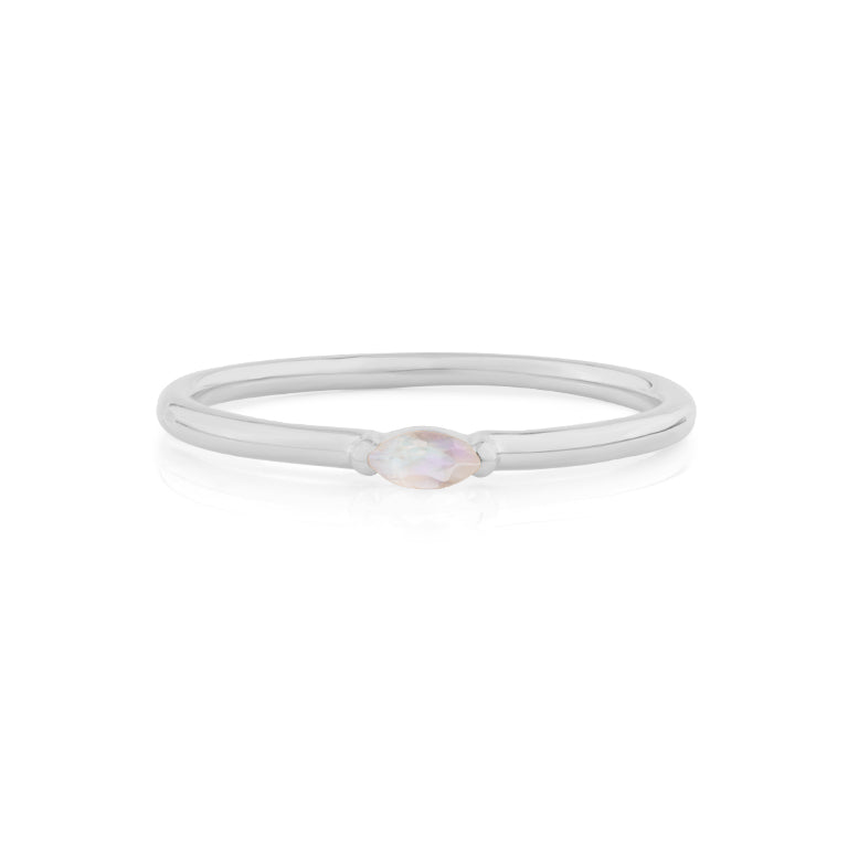 Ring SINGLE NAVETTE Mondstein  2x4 mm