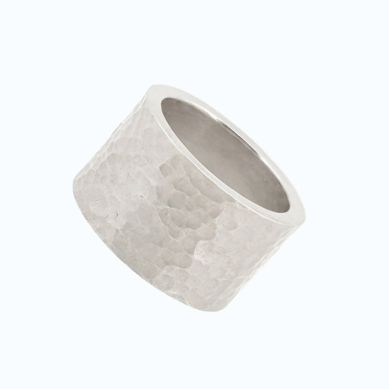 Ring SIMON – Massiv Silber, 15 mm, gehämmert & matt
