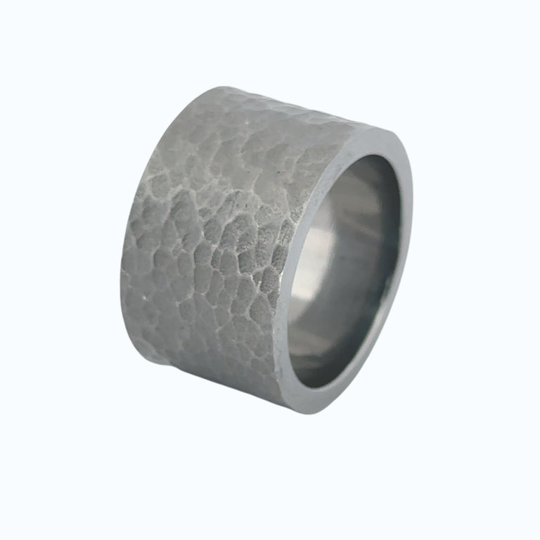 Ring SIMON – Massiv Silber, 15 mm, gehämmert & matt