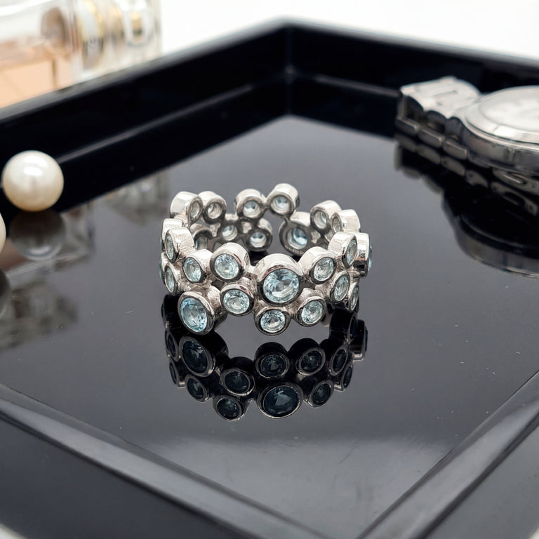 Ring AURELIA mit blauen Topasen