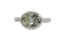Aquamarine Ring Oval 8 X 10 mm – Floral