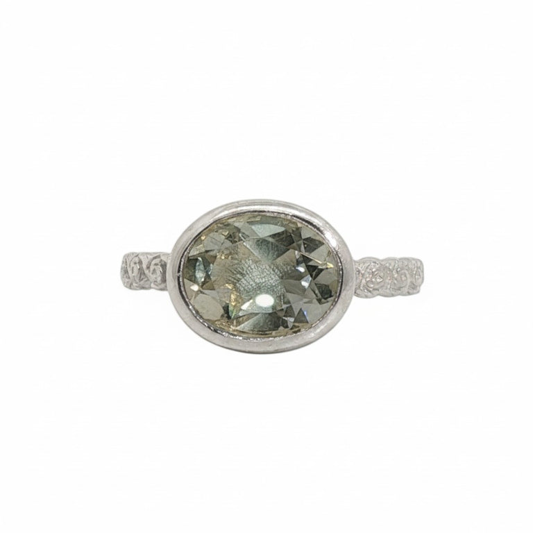 Aquamarine Ring Oval 8 X 10 mm – Floral