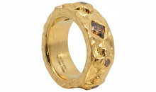 Salt und Pepper Diamond Ring