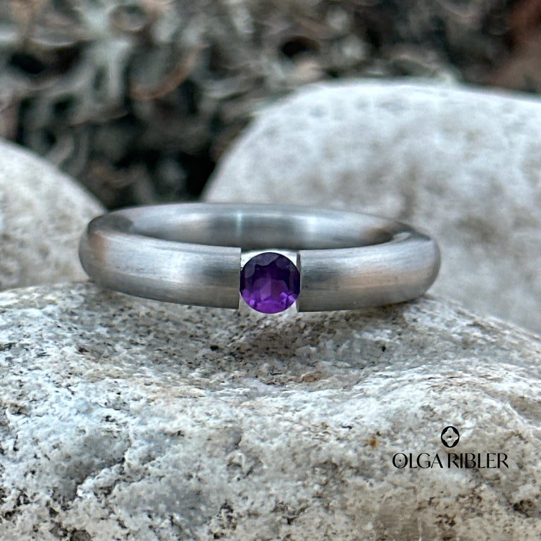 Pneu Ring Edelstahl mit Amethyste