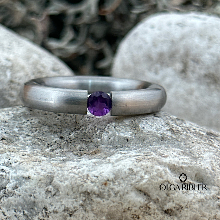 Pneu Ring Edelstahl mit Amethyste