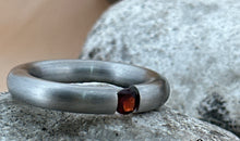 Pneu Ring Edelstahl mit Granate SALE