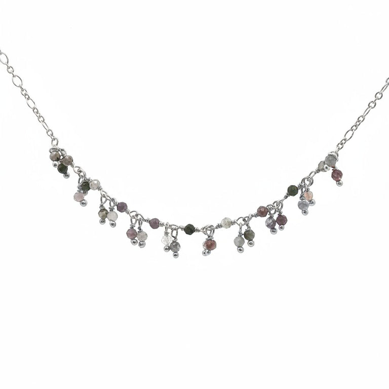 Gliederkette mit kleinen Multiturmalinen