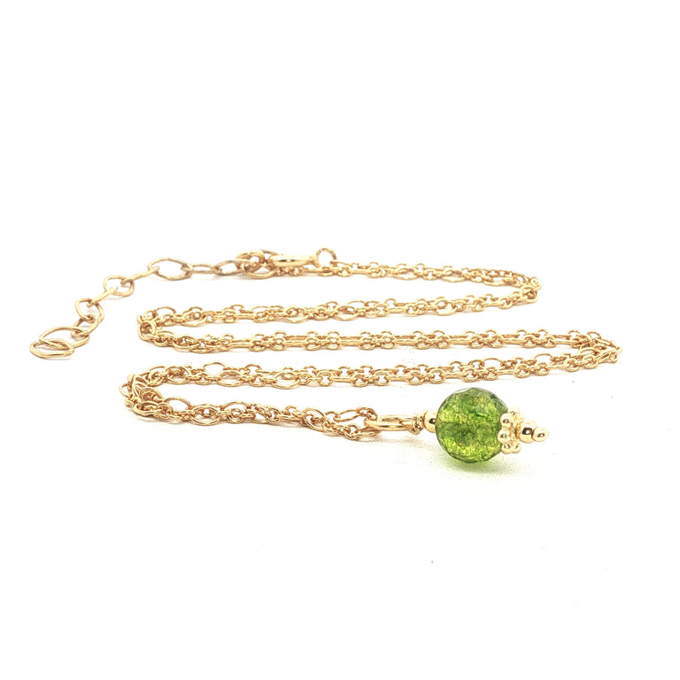 Gliederkette mit 6 mm Peridote Anhänger