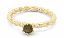 Ring TWIST mit grünem Turmalin