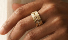 SARIYA ALVAR Ring mit Diamanten
