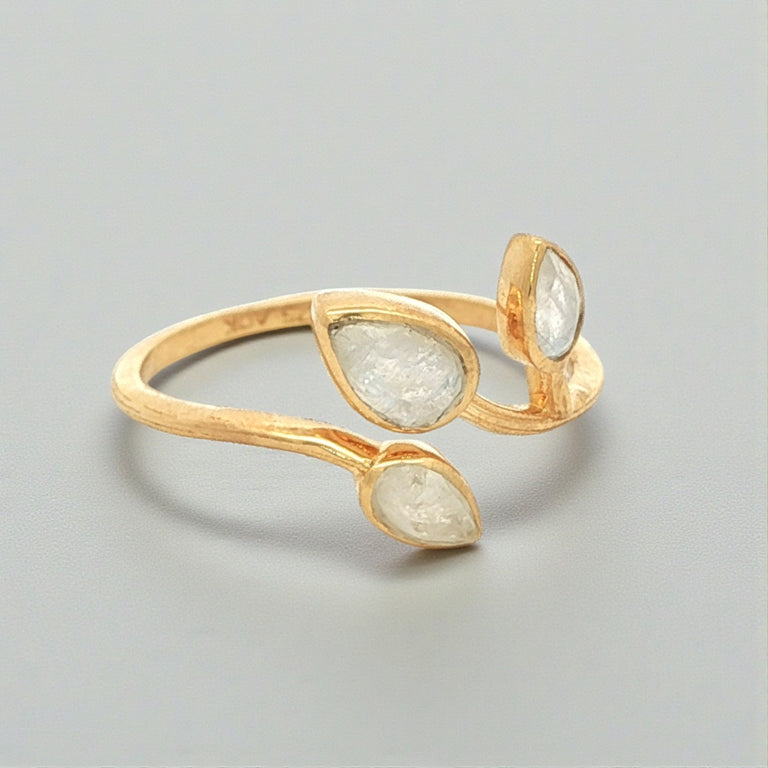 Ring NEREA mit Mondstein