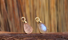 Charm LEONIE Rosenquarz 5X8mm