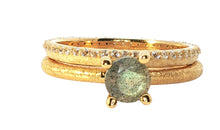 Ring TALIA 2.5 mm mit Topasen