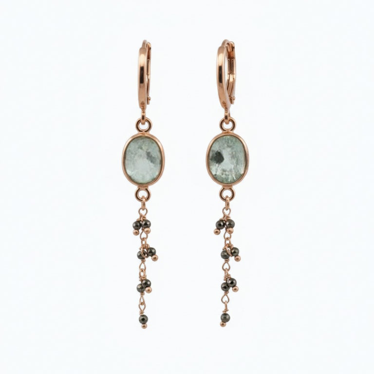 Creolen Elvia mit Prehnite und Hämatite