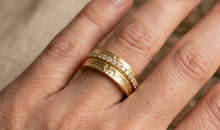 Ring ALVAR mit Topasen