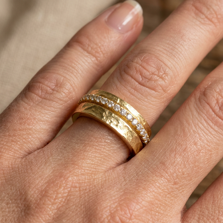Ring ALVAR mit Topasen