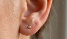 Ohrstecker BRIANA mit Diamant Full Cut 2.5 mm 18 K Gelbgold