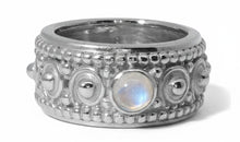 Ring Talina mit Regenbogen-Mondstein