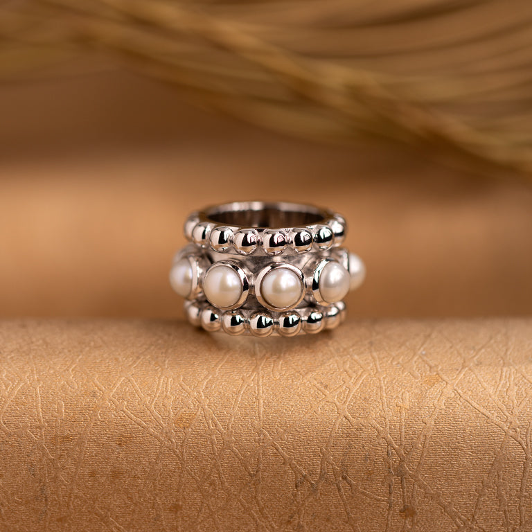 Moving Ring SARINA Perlen 17 mm
