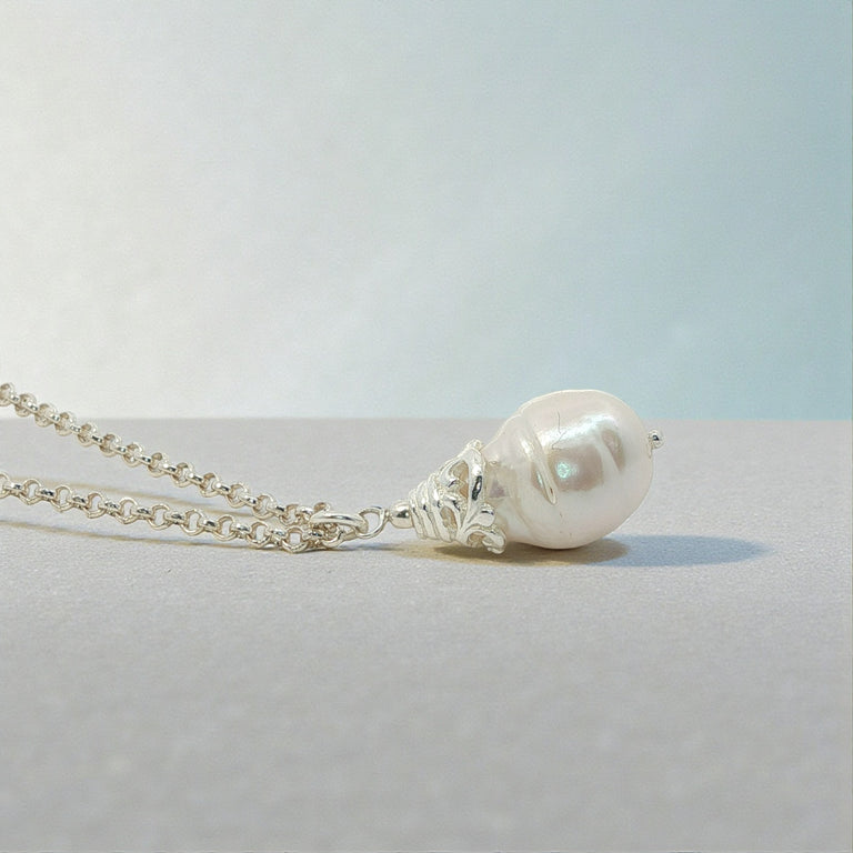 Silberkette mit Barockperle