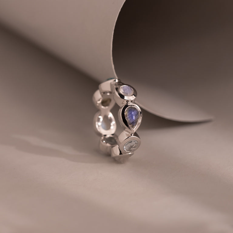 Ring LEILA OFFEN