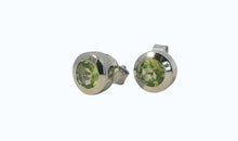 Ohrstecker ESTIA Peridot 5mm Silber