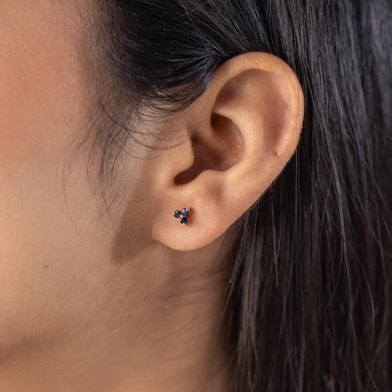 Ohrstecker TRINITY mit Saphir 1.5 mm