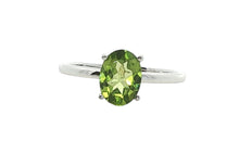 Ring FLORINEA mit Peridote 6X8 mm