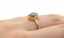 Unikate Ring Gelb 9 Karat Gold mit Salt & Pepper Diamant 7X8 mm