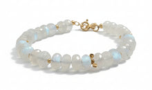 Regenbogenmondstein Armband – facettierte Rondellen | 925 Silber