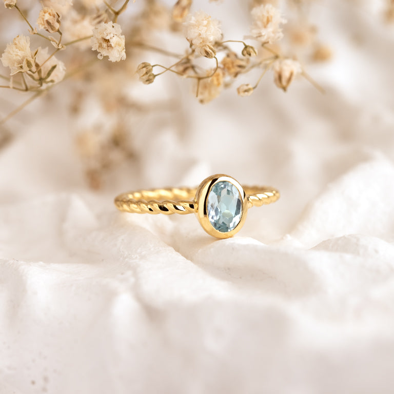 Ring  EMILY Aquamarin 7X9mm