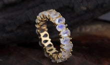 Ring AYAT mit Mondstein 3X5mm
