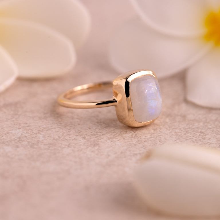 Ring REDECCA Mondstein 7 X 9 mm