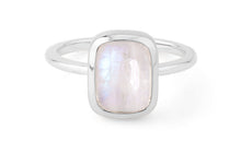 Ring REDECCA Mondstein 7 X 9 mm