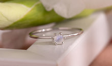 Ring  MINI BRIANA  mit Mondstein 3mm