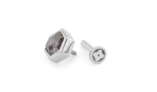 Piercing mit Salt and Pepper Diamant – Einzigartiges Unikat