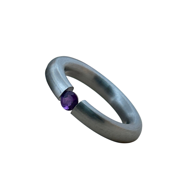Pneu Ring Edelstahl mit Amethyste