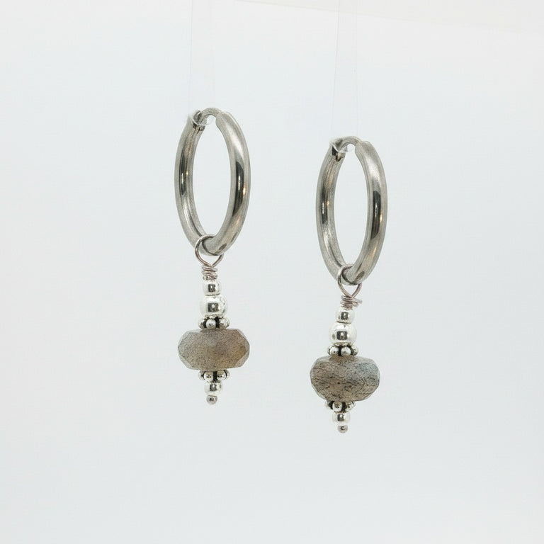 Creolen 16 mm Edelstahl mit Labradorite Charms SALE
