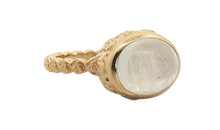 Mondstein Ring Oval 9×11 mm – Floral