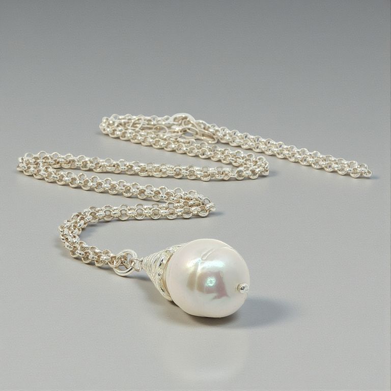 Silberkette mit Barockperle