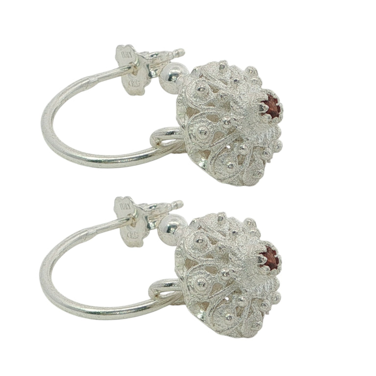 Halbcreole Lenny 15 mm mit Ornament Charm