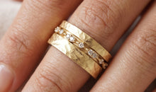 SARIYA ALVAR Ring mit Diamanten