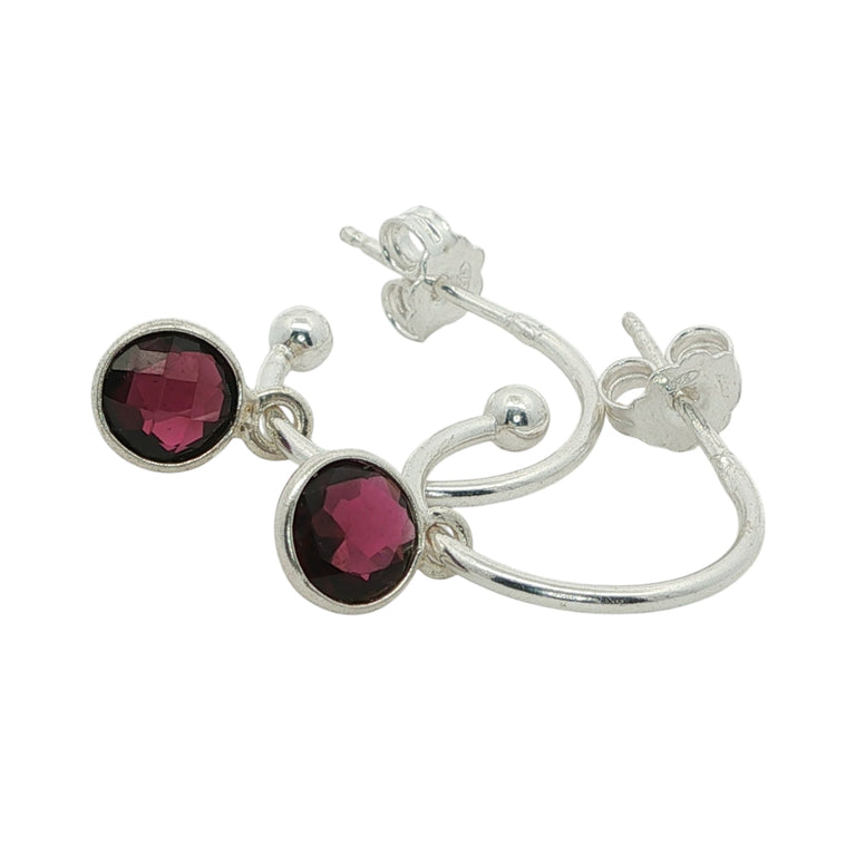 15 mm Creolen mit Granat Charms
